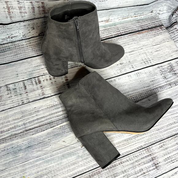 Express Gray Heel Ankle Booties Suede Zipper Chunky 10 - Picture 1 of 4